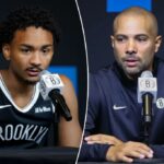 O guarda do Nets Kobe Bufkin fala com a mídia em 23 de setembro de 2025.