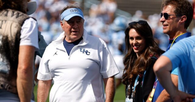 GetTyimages-2234680083 Jordon Hudson viu no namorado Bill Belichicks UNC.jpg