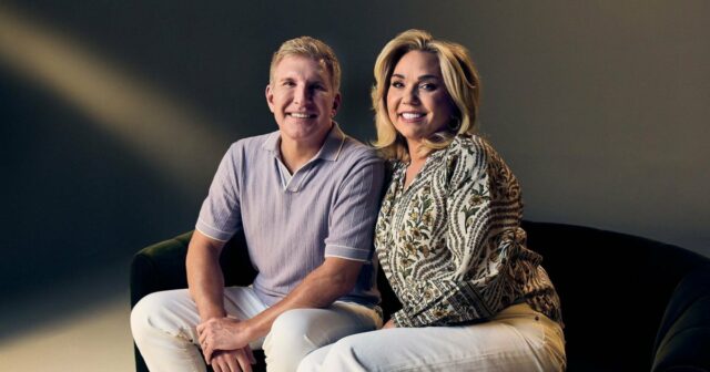 Todd-Chrisley-And-Julie-Chrisley-Relationship-Timeline-107.jpg