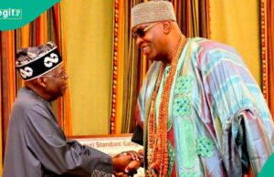 Just IN: Veja os detalhes completos da reunião do Presidente Tinubu com o Monarca Nigeriano de Top Just IN: Veja os detalhes completos da reunião do Presidente Tinubu com o Monarca Nigeriano de Top