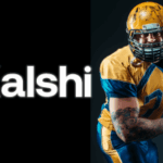 A Kalshi planeja introduzir apostas e parlays de várias pernas via arquivamento da CFTC. Jogador de futebol em uniforme amarelo e azul com capacete segurando uma bola, posicionada no lado direito da imagem. À esquerda, a palavra 'kalshi' aparece em um texto branco grande e ousado em um fundo preto.