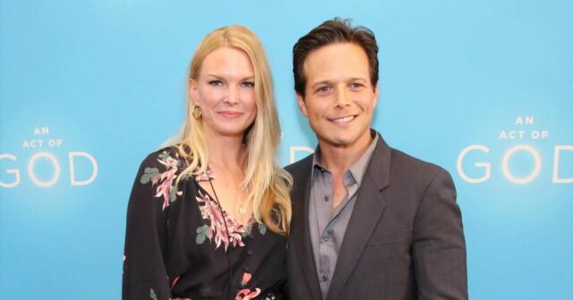 Kelley Wolf entra na reabilitação em meio ao seu divórcio do Scott Wolf Report