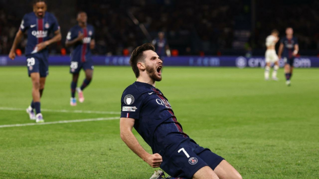 Kvaratskhelia Sprayment Aunha proprietários do PSG para o início da organização vencedora dos campeões 

