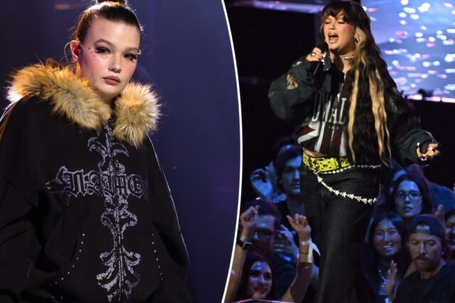Lola Young cai no palco no festival de música depois de cancelar o concerto para a saúde mental

