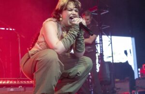 Lola juvenil encerra ‘o que quer que seja para o futuro direto’ dias depois de quebrar no palco Lola juvenil encerra 'o que quer que seja para o futuro direto' dias depois de quebrar no palco