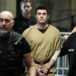 Luigi Mangione faz o primeiro tribunal olhar em meses