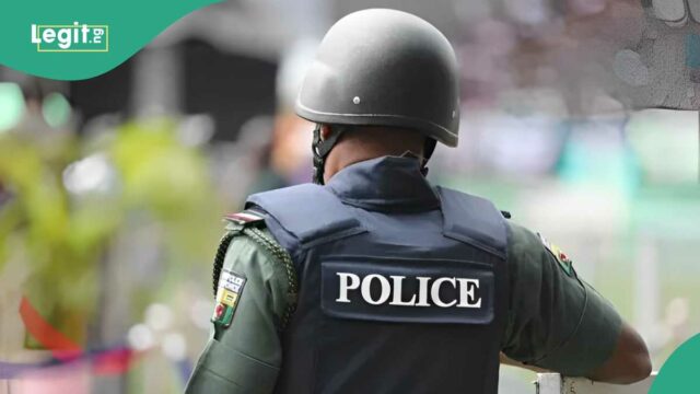 Mãe de 2 esfaqueados parceira até a morte sobre argumentação, a polícia toma medidas, o vídeo emerge


