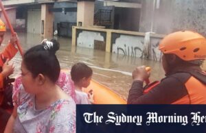 ‘Mais alto que testemunhamos’: Bali inundado por inundações flash mortais 'Mais alto que testemunhamos': Bali inundado por inundações flash mortais