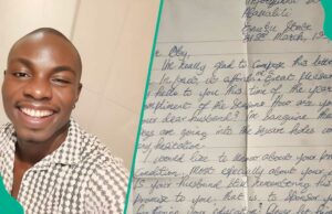 Man compartilha uma carta de 1994 mostrando o pai que foi promissor à mãe, a caligrafia recebe muitos conversando Man compartilha uma carta de 1994 mostrando o pai que foi promissor à mãe, a caligrafia recebe muitos conversando