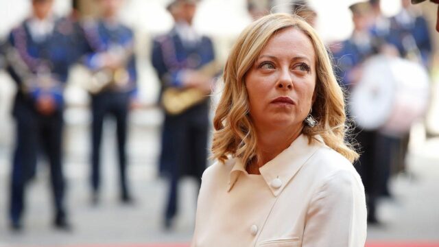 Meloni, da Itália

