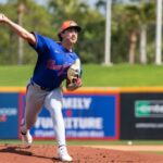 O arremessador do Mets Brandon Sproat lança prática de rebatidas ao vivo no treinamento da primavera, quinta -feira, 13 de fevereiro de 2025, em Port St. Lucie, FL.