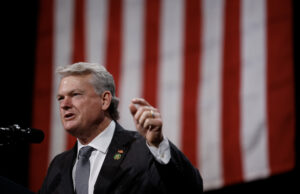 Mike Collins Possibilidades de bater em Jon Ossoff na Geórgia- Pesquisas Mike Collins Possibilidades de bater em Jon Ossoff na Geórgia- Pesquisas