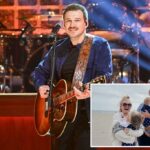 Morgan Wallen compartilha uma homenagem emocional à viúva enlutada de Charlie Kirk, Erika, durante a parada da turnê no Canadá