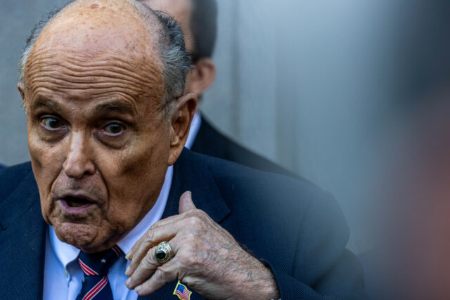 Motorista adolescente em Rudy Giuliani Auto Accidente chamado 


