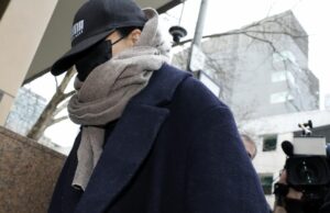 Motorista que matou um estudante para andar livre com multa de US $ 2k Shaymaa Oun Ghazi Zuhaira, 41 anos, foi condenado por descuidado por dirigir sobre o assassinato de Jack Davey em Hawthorn, Melbourne.