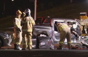 Mulher crítica, homem ferido em tiro, acidente em Melbourne Mulher crítica, homem ferido em tiro, acidente em Melbourne