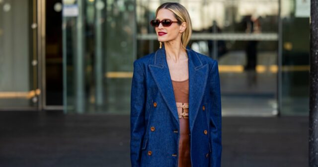 Não consigo parar de comprar as peças chiques ocultando na loja NYFW da Amazon 

