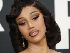 ‘Não me desrespeite’: Cardi B joga caneta em empurrar cara, consertando um limite na conversa de maternidade 'Não me desrespeite': Cardi B joga caneta em empurrar cara, consertando um limite na conversa de maternidade