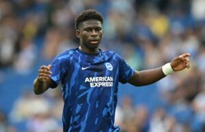 Não se lembro de Baleba e Wharton, o alvo adequado do meio -campo de Guy Utd joga na Premier Organization e permanece em sua vida Morgan Rogers, Djed Spence, Ollie Watkins e Elliot Anderson, da Inglaterra, apertam as mãos