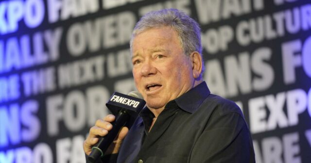 Não se preocupe, William Shatner afirma que é "completamente ótimo" no meio daqueles relatórios de estadia hospitalar 

