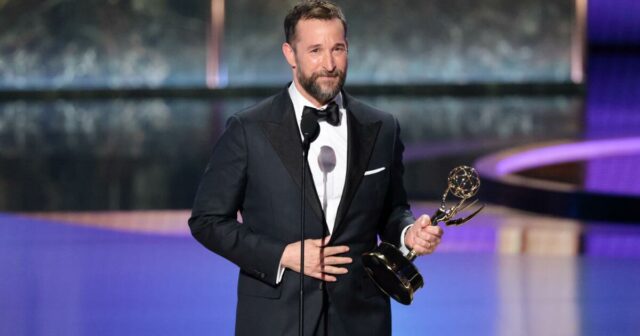 Noah Wyle do 'The Pitt' Sucesso Emmy para a estrela principal em uma dramatização 

