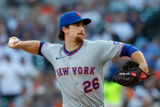 Nolan McLean #26 do New York Mets lançou o Detroit Tigers durante o segundo turno no Comerica Park em 2 de setembro de 2025 em Detroit, Michigan. 