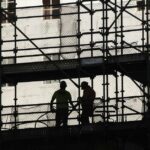 Constructioin Workers na CBD.
