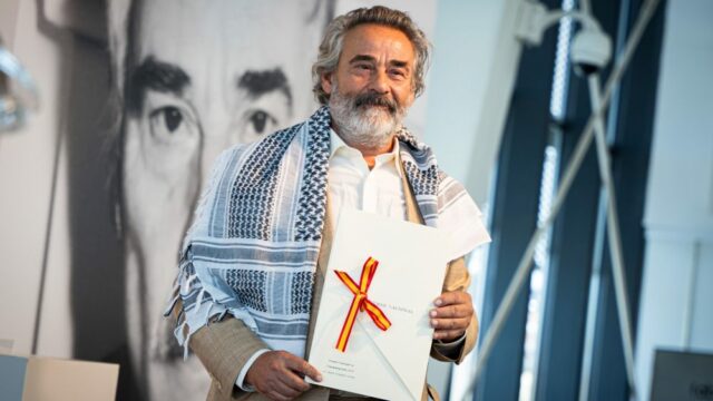 'O 47' líder Eduard Fernández, ao obter a prestigiada prestigiada cinematografia da Espanha Honor: 'Gaza é um espelho em que a maioria de nós aparece, gostemos ou de outra forma' 

