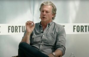 People Inc firma acordo de licenciamento de IA com a Microsoft à medida que o tráfego do Google cai O Google é um diretor executivo de indivíduos 'criminoso', cobrando o negócio de passar o material