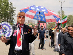 O Irã realiza o espião de Israel acusado O Irã realiza o espião de Israel acusado