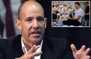 O analista da MSNBC demitido, Matthew Dowd O analista da MSNBC demitido, Matthew Dowd