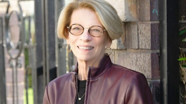 O chefe de cinema de cinema independente e TV, Jean Prewitt, dicas após 25 anos 

