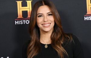 O confortável sapato de tênis branco de Eva Longoria é tão elegante- deslize a tentativa específica de encontrar $ 55 Jessica Alba