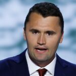 Charlie Kirk Shooting Pessoa de interesse levada sob custódia após a morte do ativista político 013