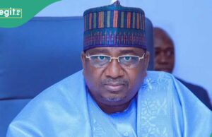 O drama como poderoso governador da APC suspende o comissário do Top, fornece razão O drama como poderoso governador da APC suspende o comissário do Top, fornece razão