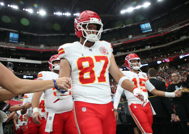 O especialista em política da NFL revela por que o Teair Tart não havia sido expulso por ativar Travis Kelce 

