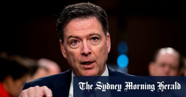 Ex -diretor do FBI James Comey. 