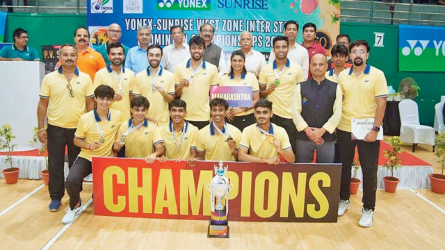 O grupo de tênis do Maharashtra Win Win West Area Inter-State Tennis C`Ship 2025 

