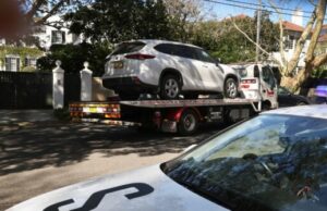 O homem acusado depois que o SUV coloca o consulado russo em Sydney O homem acusado depois que o SUV coloca o consulado russo em Sydney