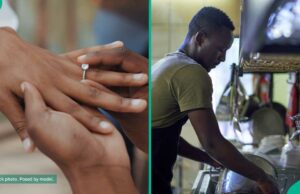 O homem cancela o casamento depois de ver o pai da noiva lavando pratos quando ele visitou para casa, as pessoas reagir O homem cancela o casamento depois de ver o pai da noiva lavando pratos quando ele visitou para casa, as pessoas reagir