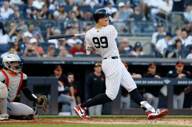 O defensor da direita do New York Yankees, Aaron Judge, contra o Baltimore Orioles.