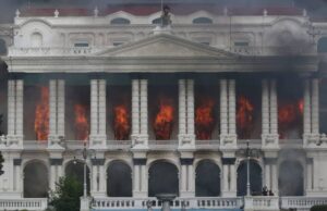 O novo líder do Nepal afirma que os jovens rebelião ‘transformaram tudo invertido’ Yahoo news home