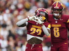 O núcleo ofensivo juvenil dos líderes ganha vida no sucesso vs Raiders O núcleo ofensivo juvenil dos líderes ganha vida no sucesso vs Raiders