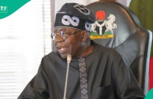 O pastor dos EUA solta bomba profética na saúde de Tinubu: “Bola será levada às pressas para a França” O pastor dos EUA solta bomba profética na saúde de Tinubu: "Bola será levada às pressas para a França"