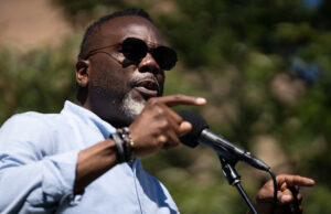 O prefeito de Chicago garante a segurança da cidade após os mais novos riscos de Donald Trump ‘ O prefeito de Chicago garante a segurança da cidade após os mais novos riscos de Donald Trump '