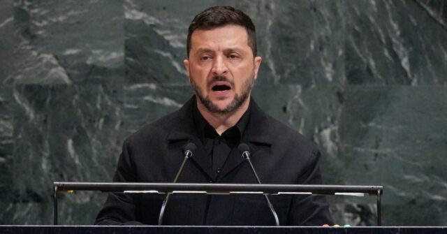 O presidente da Ucrânia diz o mundo na "corrida armamentista mais destrutiva da história"

