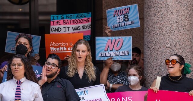 O presidente da Universidade do Texas A&M renuncia após a O presidente da Universidade do Texas A&M renuncia após a ideologia radical de gênero empurrada na sala de aula