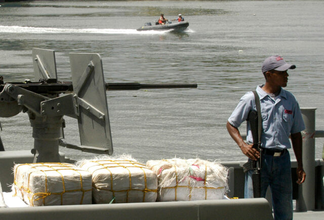 O primeiro objetivo antidrogas-de-droga dos EUA-Dominicanos 

