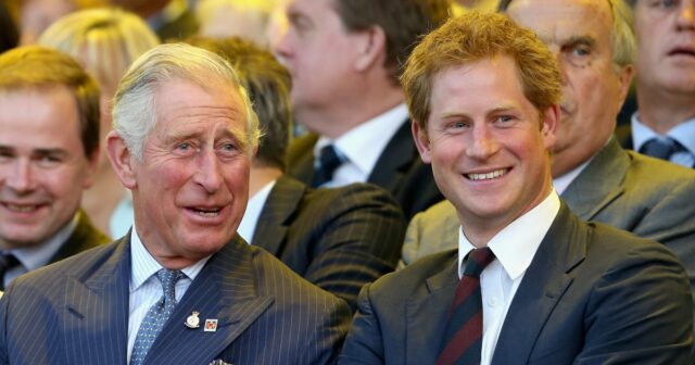 O príncipe real Harry afirma que o rei Charles será O príncipe Harry se reúne oficialmente com o padre Charles durante a visita do Reino Unido
