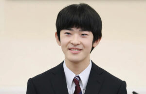 O príncipe real Hisahito do Japão é o masculino real a matar em 40 anos. Ele pode ser o último Yahoo news home